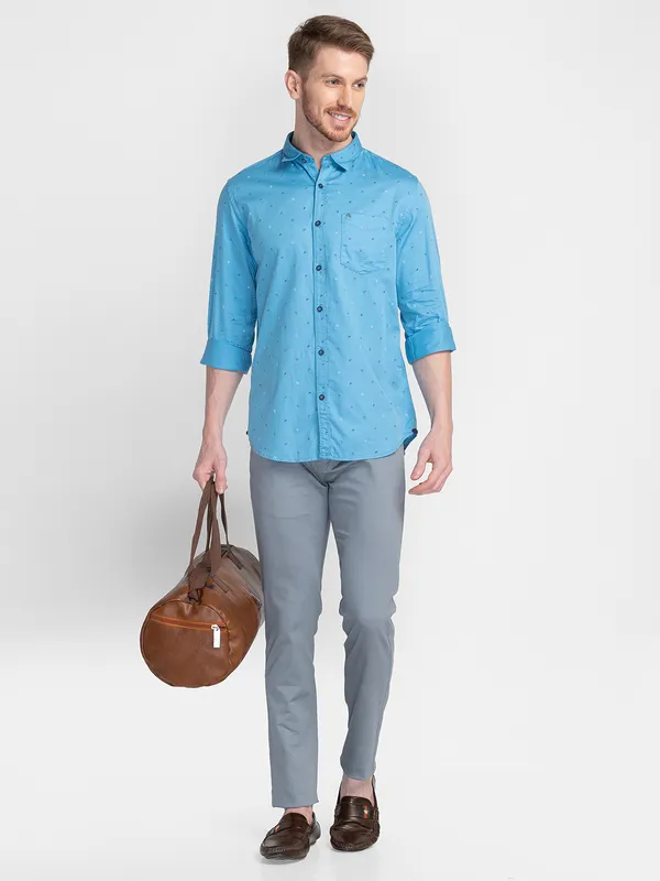 Mozzo Men Blue Slim Fit Printed Casual Shirt