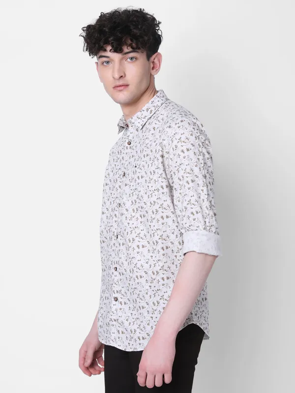 Mozzo Men Slim Fit Printed Shirt