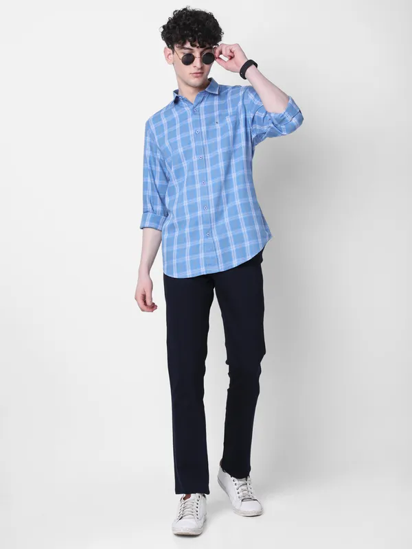 Mozzo Men Slim Fit Checks Shirt
