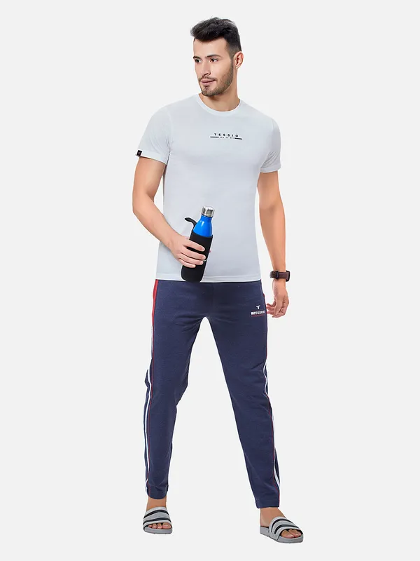 Tessio Men Regular Fit Solid T-Shirt