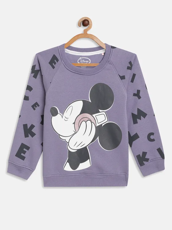 Girl 'S Graphic Prints Sweatshirts