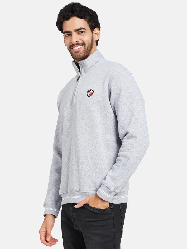 Octave Men Grey Sweatshirt