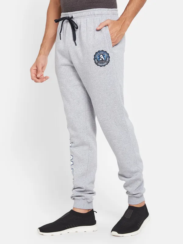 Octave Cotton Mid-Rise Joggers