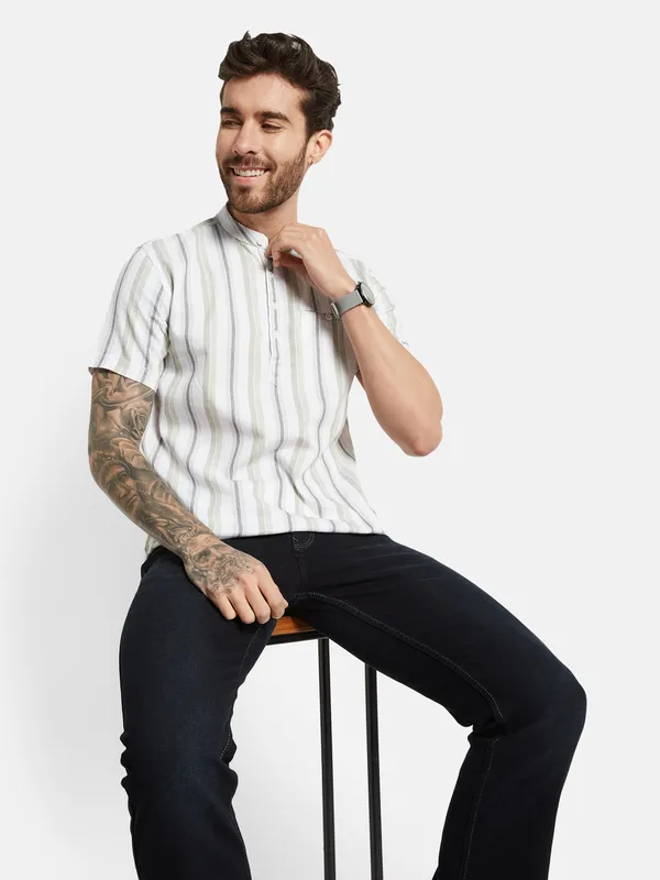 METTLE Opaque Striped Cotton Casual Shirt