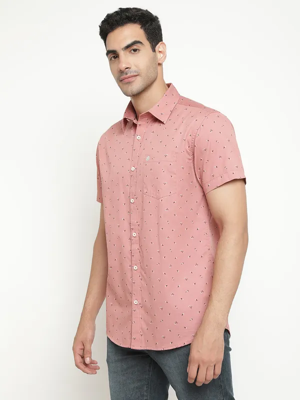 METTLE Men Coral Opaque Printed Casual Shirt