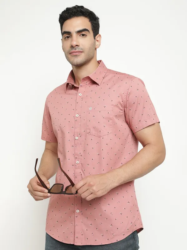 METTLE Men Coral Opaque Printed Casual Shirt