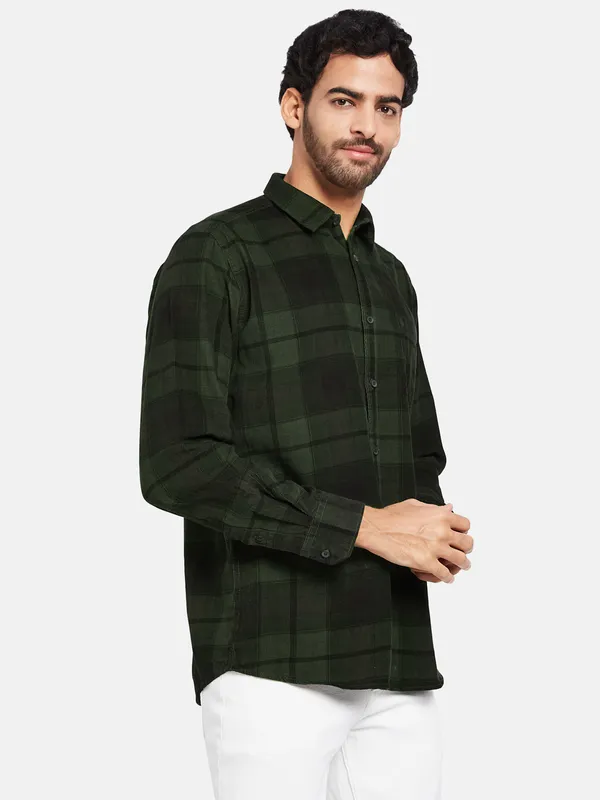 METTLE Men Olive Green Checked Casual Shirt