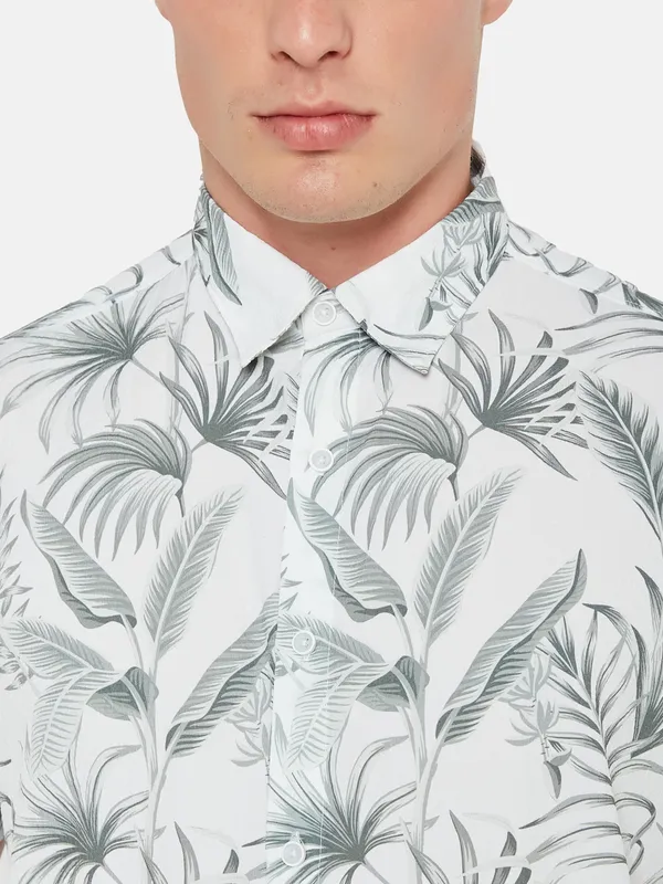 METTLE Tropical Printed Spread Collar Cotton Casual Shirt