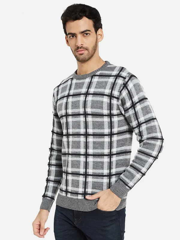 METTLE Men Grey Black Checked Pullover