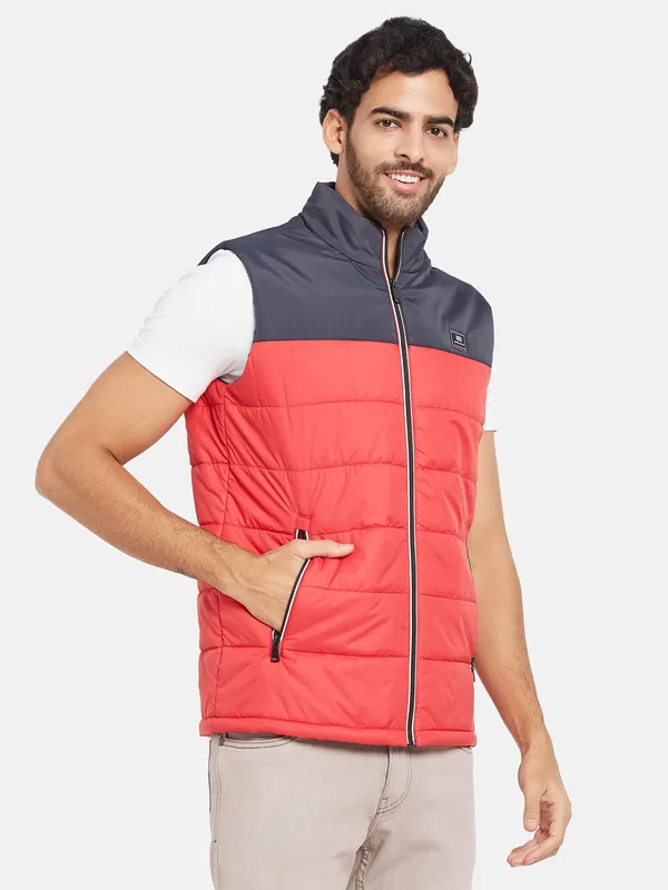 METTLE Men Red Colourblocked Woven Jacket