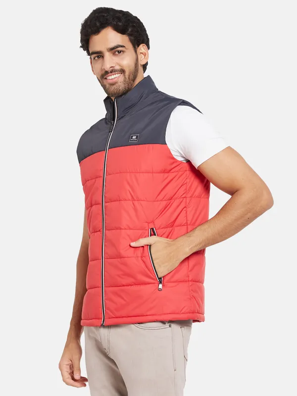 METTLE Men Red Colourblocked Woven Jacket