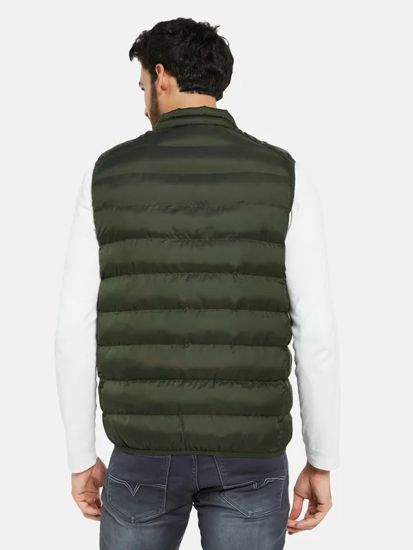 METTLE Men Olive Green Camouflage Crop Quilted Jacket