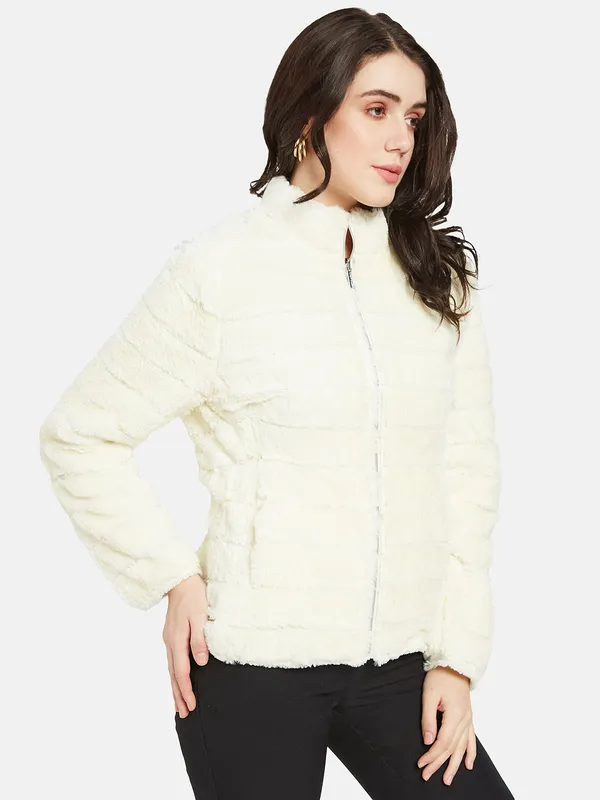 METTLE Women White Crop Puffer Jacket