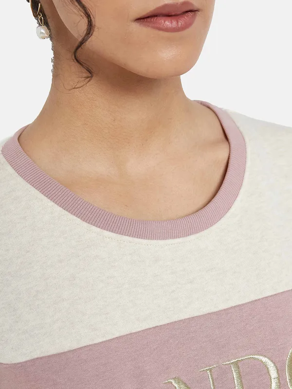 METTLE Women Pink Colourblocked Sweatshirt