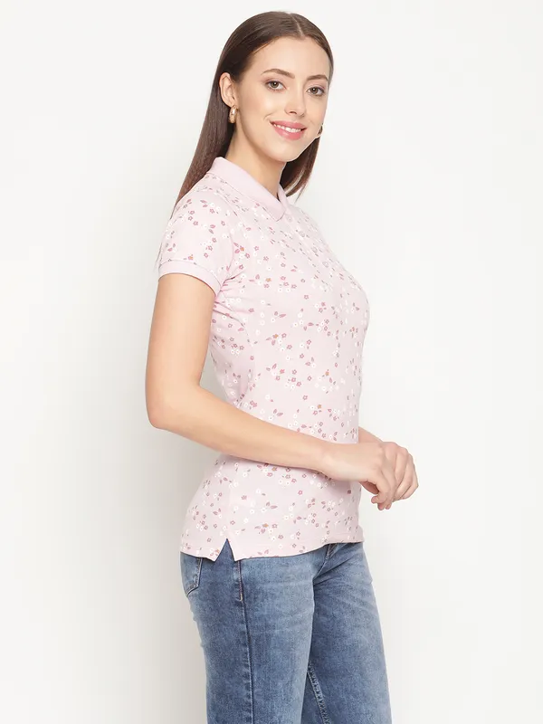 METTLE Women Pink  White Floral Printed Polo Collar Cotton T-shirt