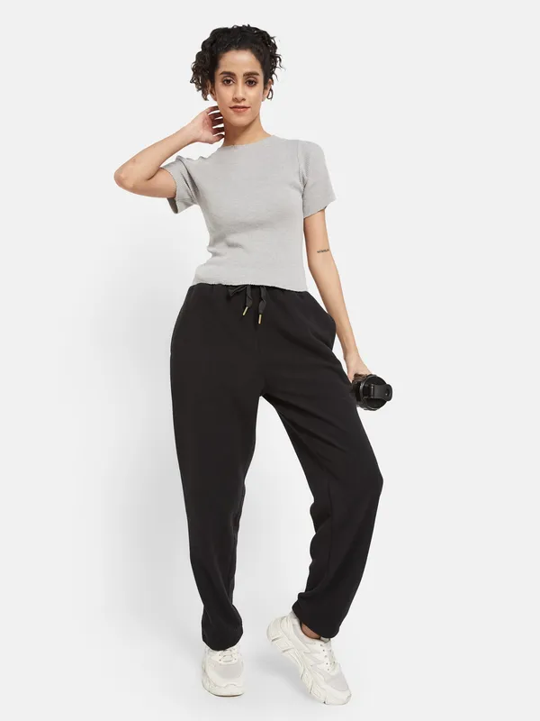 METTLE Mid-Rise Track Pant