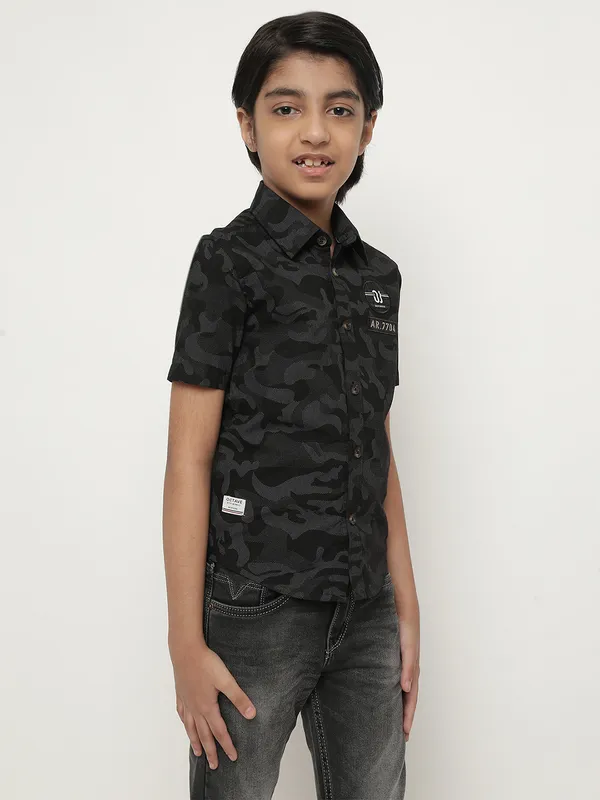 Octave Boys Camouflage Printed Cotton Casual Shirt
