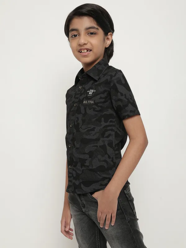 Octave Boys Camouflage Printed Cotton Casual Shirt