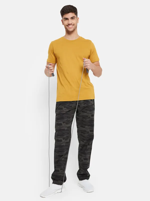 Relaxed Fit Camouflage Pint Lower