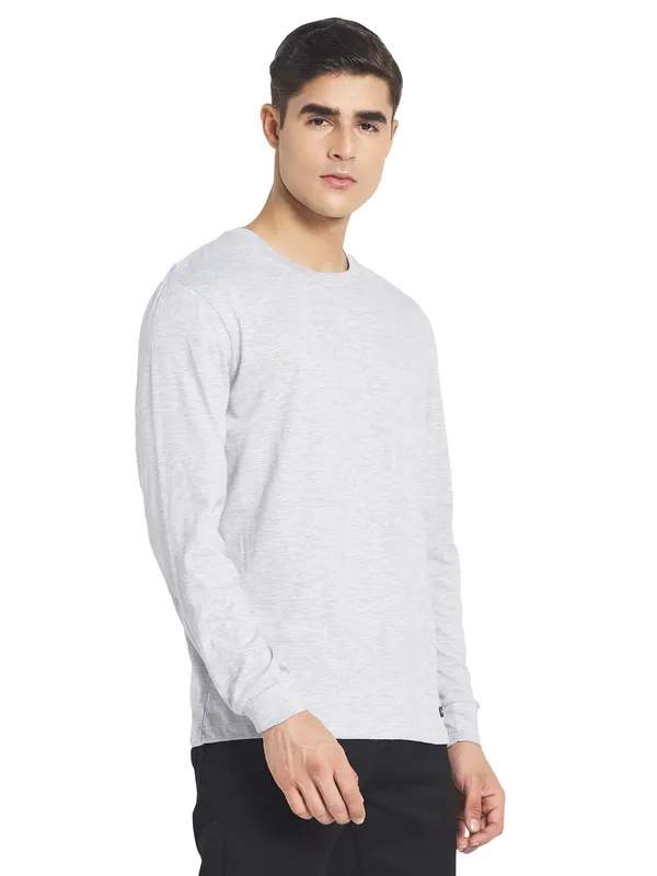 METTLE Men Grey Solid Cotton T-shirt