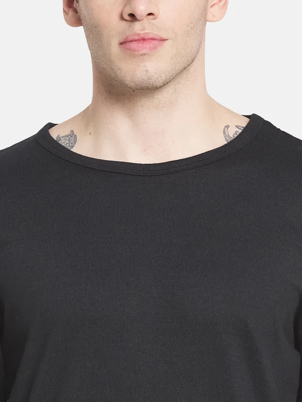 Men Black T-shirt