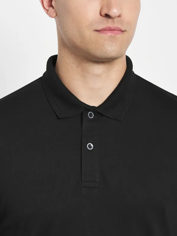 Octave Men Black Polo Collar T-shirt