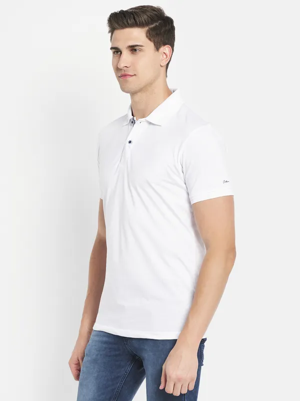 Octave Men White Polo Collar T-shirt