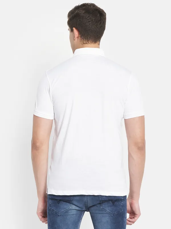 Octave Men White Polo Collar T-shirt