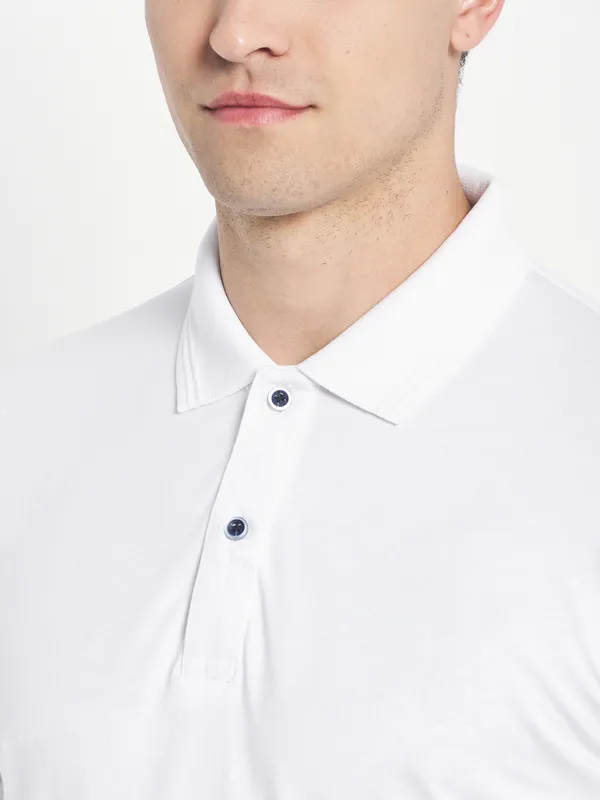 Octave Men White Polo Collar T-shirt