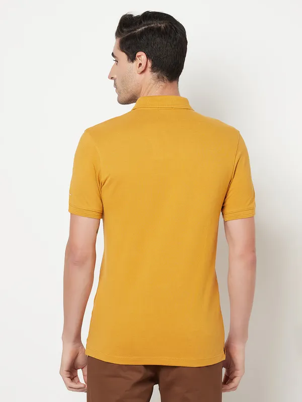Octave Men Yellow Polo Collar T-shirt