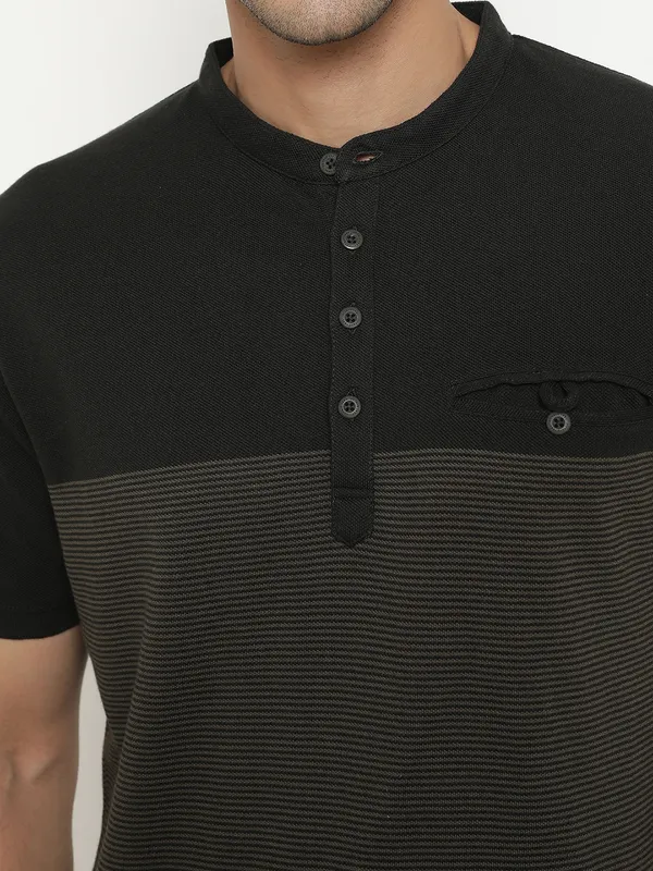 Octave Mandarin Collar Short Sleeves Cotton T-shirt