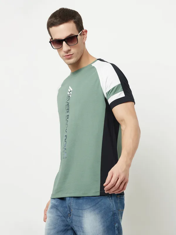 Octave Men Olive Green Typography Printed Raw Edge T-shirt