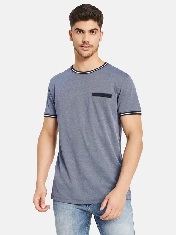 Basic Cut Pocket T-shirt