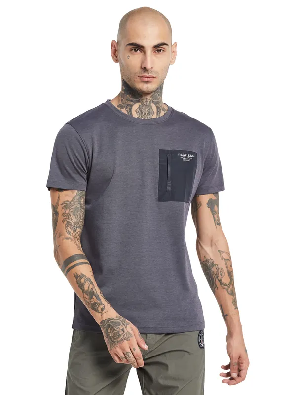 Octave Round Neck Pocket Detail Cotton T-shirt