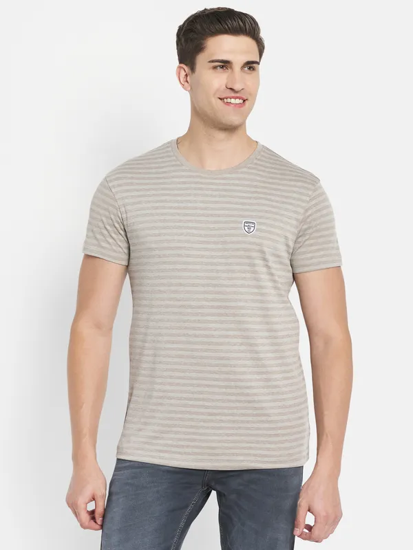 Octave Men White Striped T-shirt