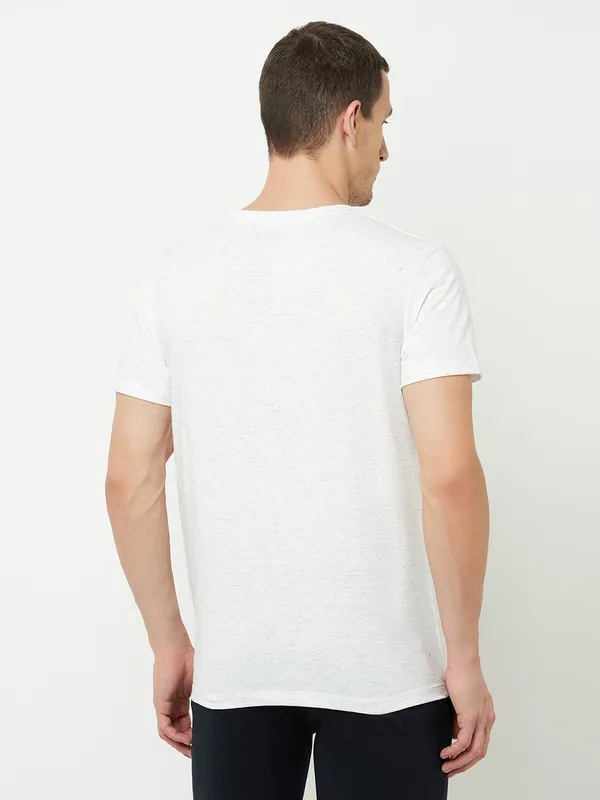 Octave Men White Typography Printed Raw Edge T-shirt