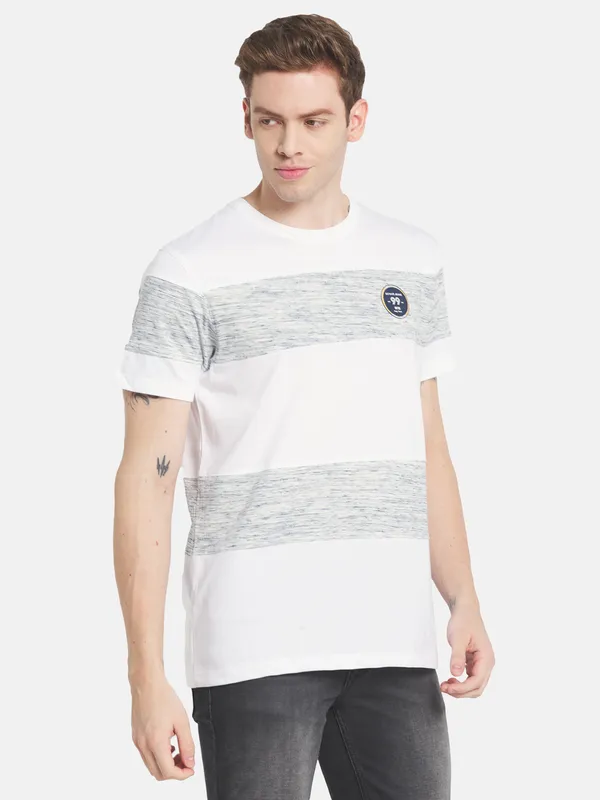 Men White Grey Striped Cotton T-shirt