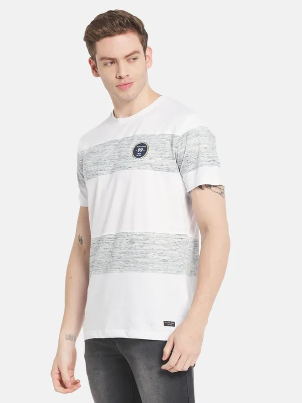 Men White Grey Striped Cotton T-shirt