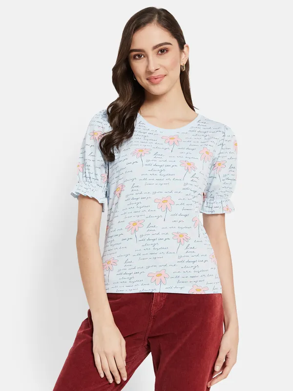All Over Printed Top  with Puffed Sleeve