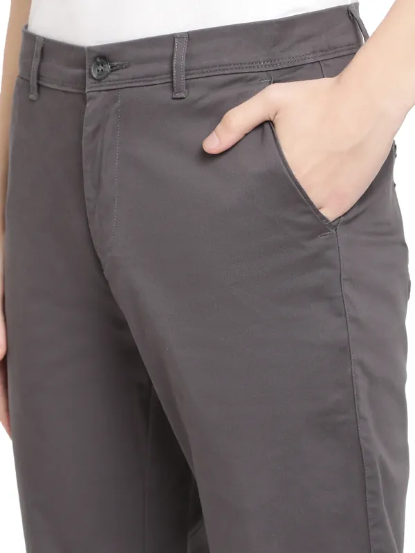 Octave Men Grey Trousers