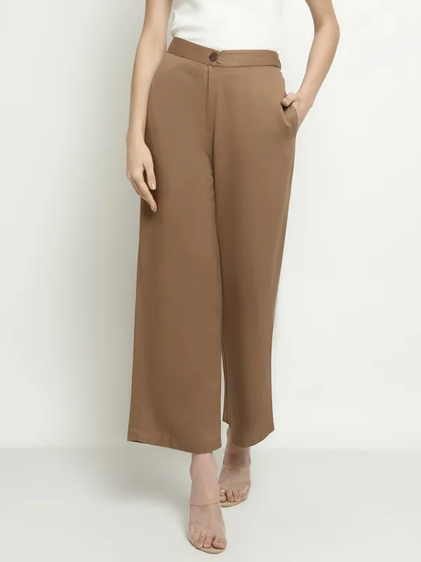 METTLE Women Loose Fit High-Rise Trousers