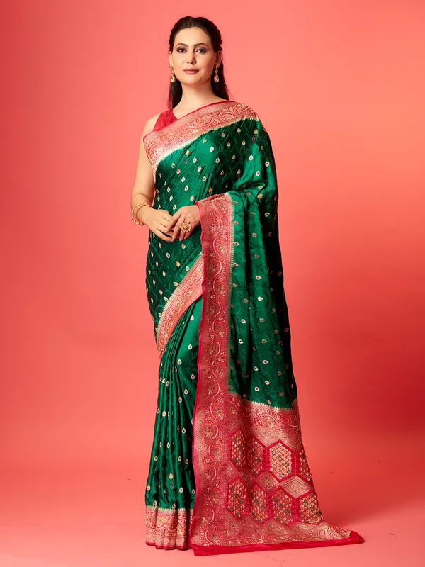 Dark green silk contrast border saree