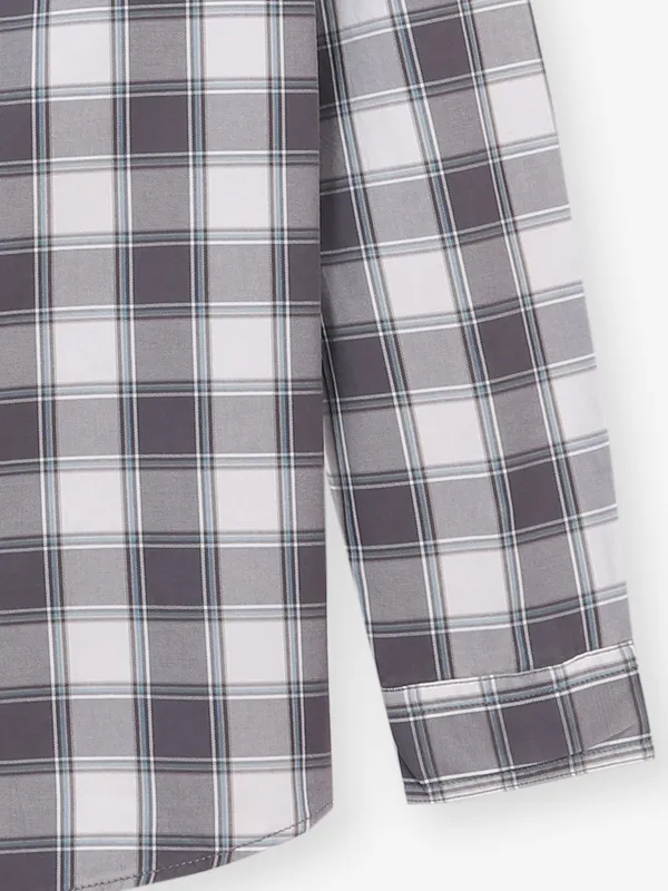 ALLEN SOLLY check white and grey shirt