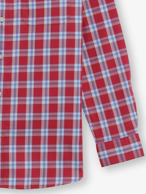 ALLEN SOLLY checks red cutaway shirt for men