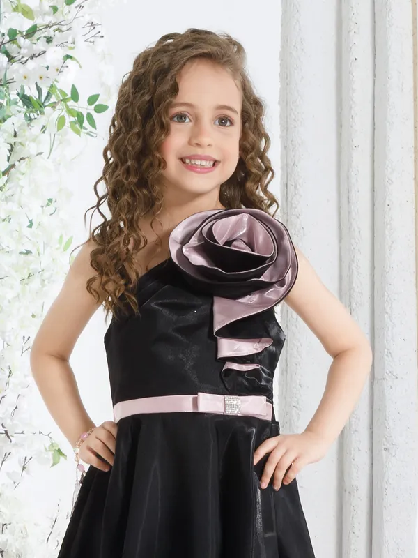 Alluring black silk gown for girls