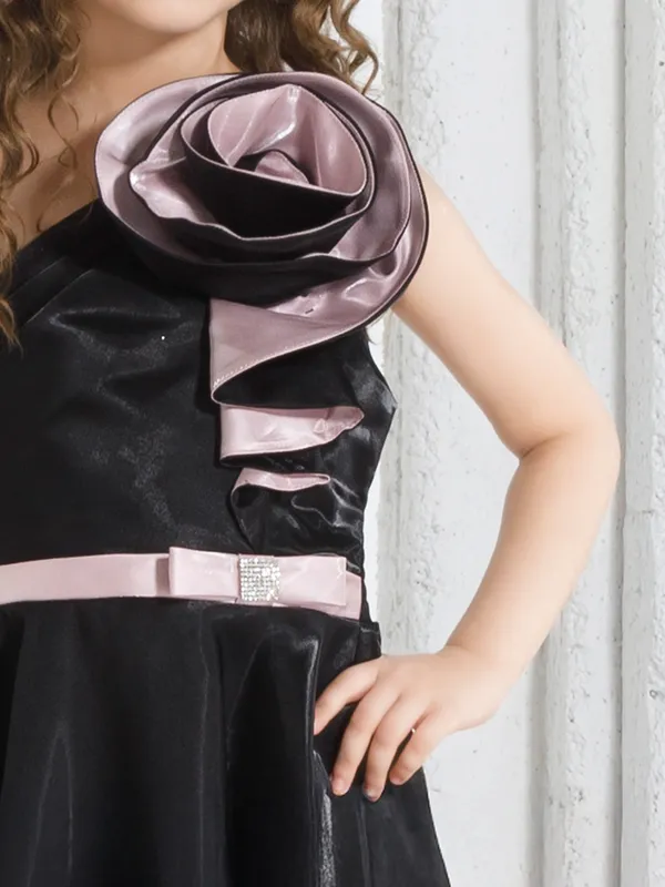 Alluring black silk gown for girls