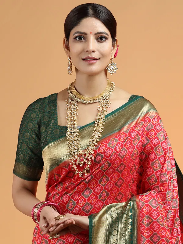 Amazing magenta wedding events sari in patola silk