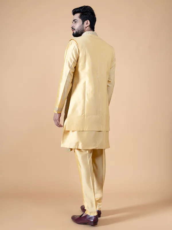 Amazing yellow silk waistcoat set