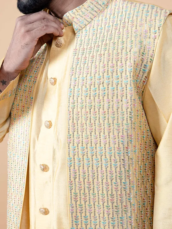 Amazing yellow silk waistcoat set