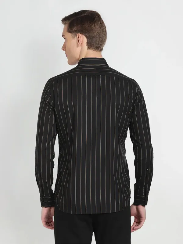 Arrow black stripe casual shirt